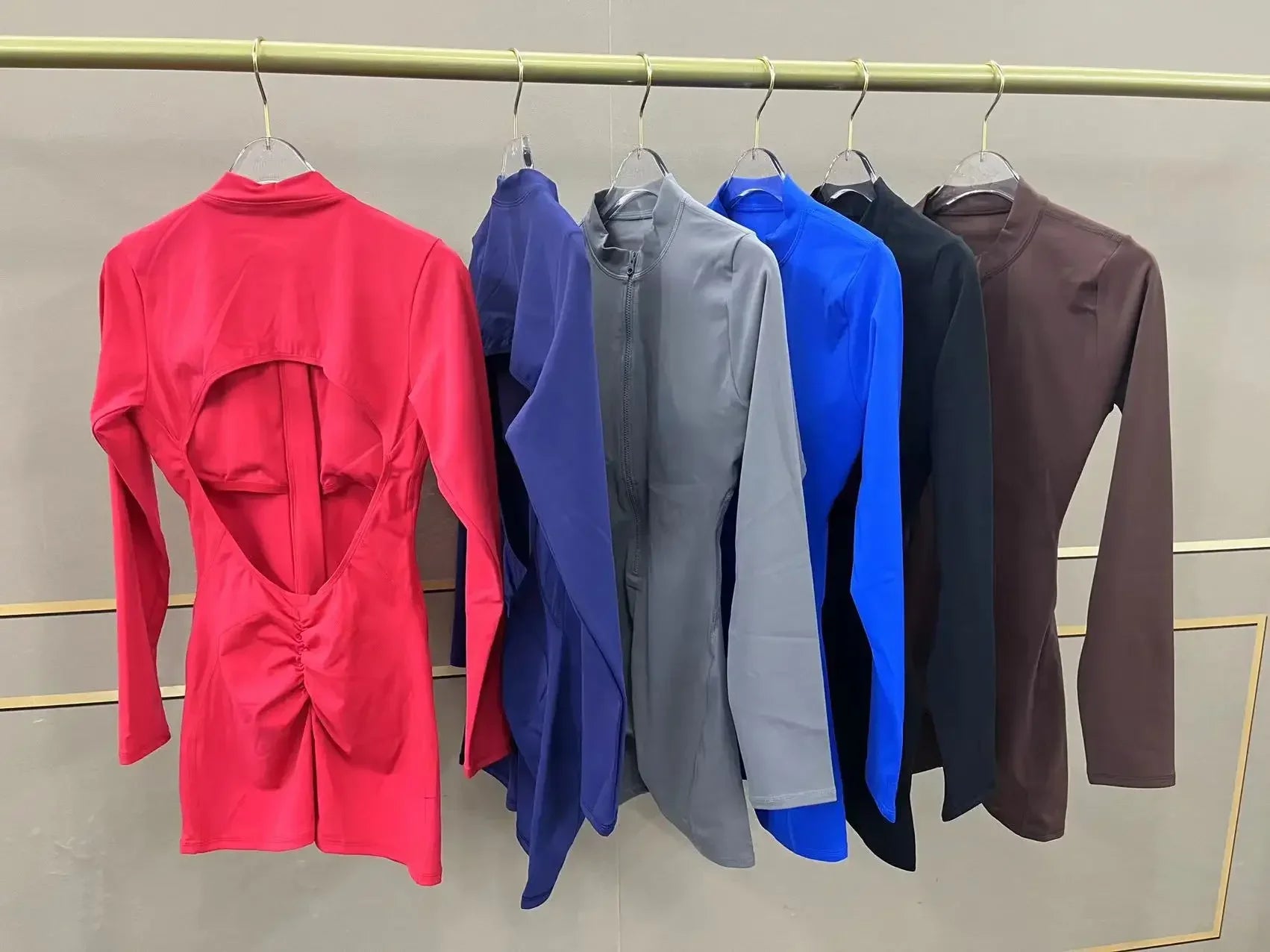 Combinaisons de yoga sans couture à fermeture éclair Sports Fitness Beauté Dos Levage des hanches à manches longues Une pièce Entraînement Gym Survêtements pour femmes